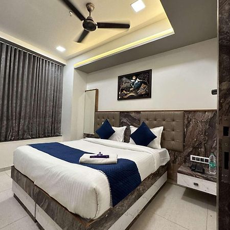 Hotel E Classico Bhavnagar Esterno foto