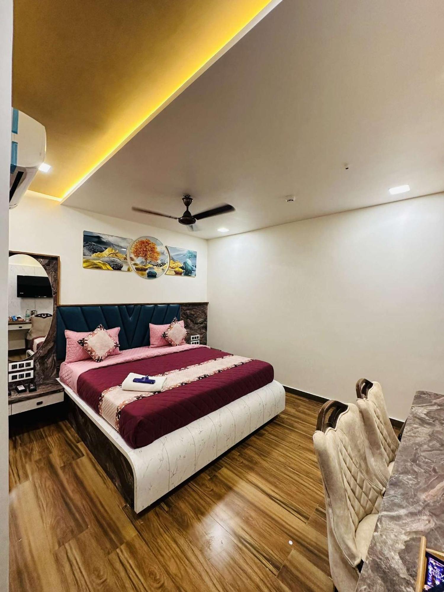 Hotel E Classico Bhavnagar Esterno foto